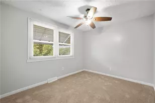 10 Fieldcrest Dr, Robinson Twp, PA 15057 - Photo 22