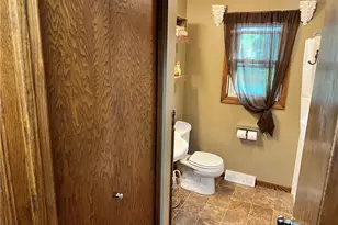 8 Durst St, Hempfield Township, PA 16125 - Photo 18