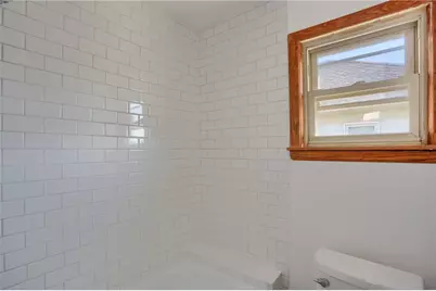 412 Orchard Ave, Ellwood City, PA 16117 - Photo 22