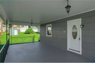 412 Orchard Ave, Ellwood City, PA 16117 - Photo 4