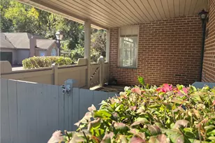 1465 Greenbriar Ct, South Park, PA 15129 - Photo 4