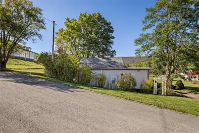 154 Findley St, New Beaver Boro, PA 15553 - Photo 28