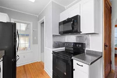 4 Pioneer Ave, Ross Twp, PA 15229 - Photo 12