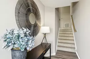 764 Olivia St, Collier Township, PA 15205 - Photo 2