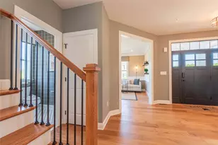 6004 Beechmont Dr, Oakdale, PA 15071 - Photo 14