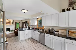 136 Heldon Dr, Moon/Crescent Twp, PA 15108 - Photo 8