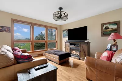 136 Heldon Dr, Moon/Crescent Twp, PA 15108 - Photo 6