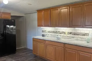 272 Duff St, Pittsburgh, PA 15315 - Photo 10