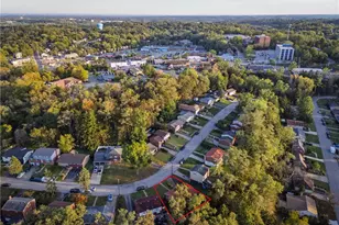 131 Castle Dr, Pittsburgh, PA 15235 - Photo 32