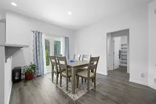 101 Cherokee Dr, Chippewa Township, PA 15010 - Photo 8