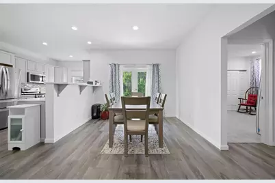 101 Cherokee Dr, Chippewa Township, PA 15010 - Photo 10