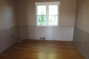 328 Commonwealth Ave, West Mifflin, PA 15122 - Photo 8