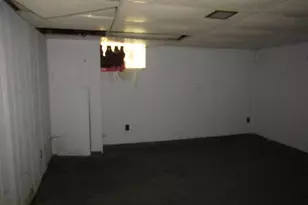 328 Commonwealth Ave, West Mifflin, PA 15122 - Photo 22