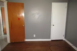 328 Commonwealth Ave, West Mifflin, PA 15122 - Photo 18