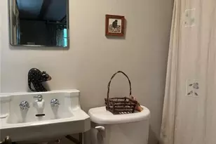 700 W Waldheim Rd, Pittsburgh, PA 15215 - Photo 32