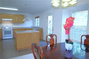 1305 Michael Dr, Pittsburgh, PA 15227 - Photo 10