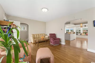 919 Atlantic Ave, Monaca, PA 15061 - Photo 6
