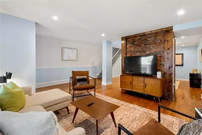 1207 Linden Pl, Pittsburgh, PA 15212 - Photo 2