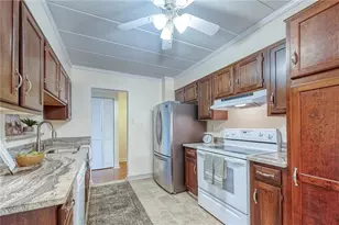 820 E Beau, South Strabane, PA 15301 - Photo 8