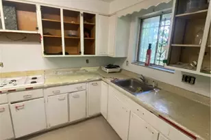 2525 Webster Ave, Pittsburgh, PA 15219 - Photo 8