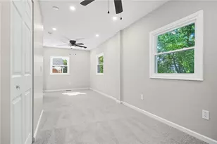 1014 Glencoe Ave, Green Tree, PA 15220 - Photo 16