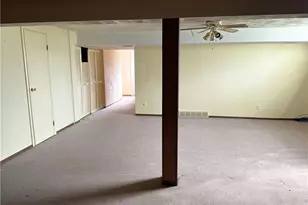 200 Cypress Hill Dr, Pittsburgh, PA 15235 - Photo 14