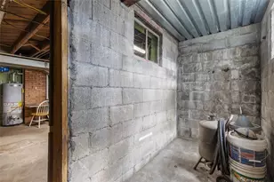 527 Orchard St, Carnegie, PA 15106 - Photo 24