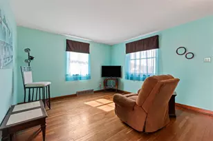 527 Orchard St, Carnegie, PA 15106 - Photo 6