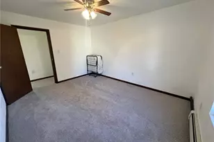 307 Lambert St, Central City Borough, PA 15926 - Photo 18