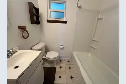 801 Ontario St, Glassport, PA 15045 - Photo 12