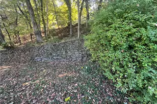 801 Ontario St, Glassport, PA 15045 - Photo 4