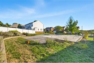 4540 Marina Drive, Pittsburgh, PA 15120 - Photo 8