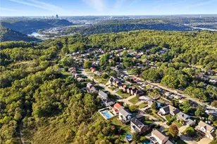 4540 Marina Dr, Pittsburgh, PA 15120 - Photo 12