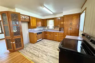 511 Ridgeway Ave, Grove City Boro, PA 16127 - Photo 12