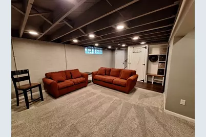 644 Birch St, Jeannette, PA 15644 - Photo 18