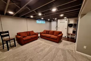 644 Birch St, Jeannette, PA 15644 - Photo 18