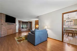 570 S 7th St, Sharpsville, PA 16150 - Photo 2