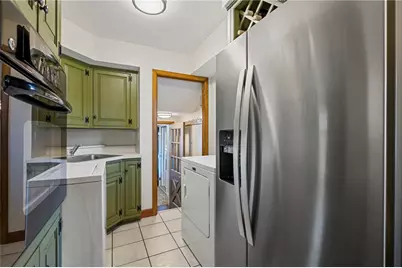 570 S 7th St, Sharpsville, PA 16150 - Photo 12