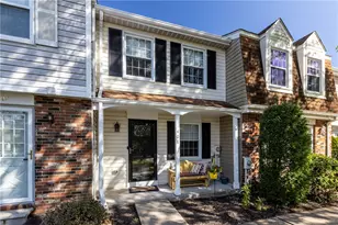 408 Bonnie Brae Dr, Coraopolis, PA 15108 - Photo 1
