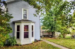 104 W 6th St, Oil City, PA 16301 - Photo 2