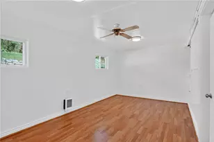 1209 Varner Rd, Pittsburgh, PA 15227 - Photo 16