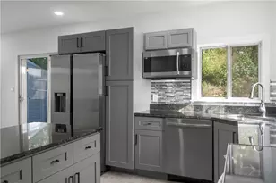 5622 Moore Ave, Pittsburgh, PA 15147 - Photo 18