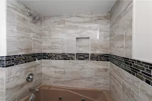 5622 Moore Ave, Pittsburgh, PA 15147 - Photo 28