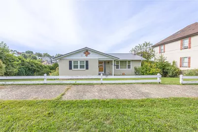 82 E Kerr St, Uniontown, PA 15401 - Photo 1