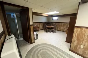 248 Ruth St, Pittsburgh, PA 15239 - Photo 16