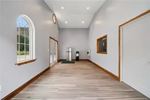 404 Walters Ave, Greater Johnstown School District, PA 15904 - Photo 32