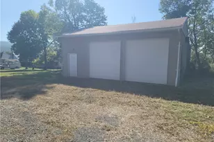 608 E Crawford Ave, Connellsville, PA 15425 - Photo 26