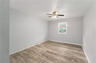 255 Broadlawn Dr, Elizabeth Twp/Boro, PA 15037 - Photo 18