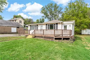 255 Broadlawn Dr, Elizabeth Twp/Boro, PA 15037 - Photo 2