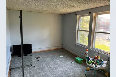 38 Franklin St, Greenville Boro, PA 16125 - Photo 12